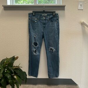 Levi’s destroyed boyfriend jeans